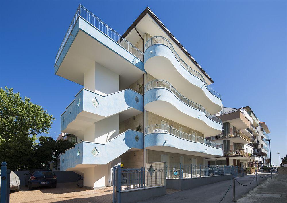Milano Resort Bellaria-Igea Marina Buitenkant foto